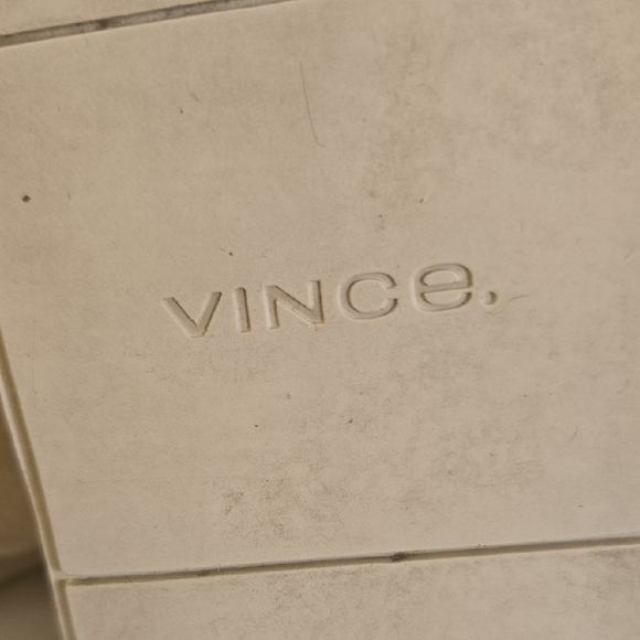 Vince Brown Tan Suede Flats with Sleek Design - Picture 5 of 9